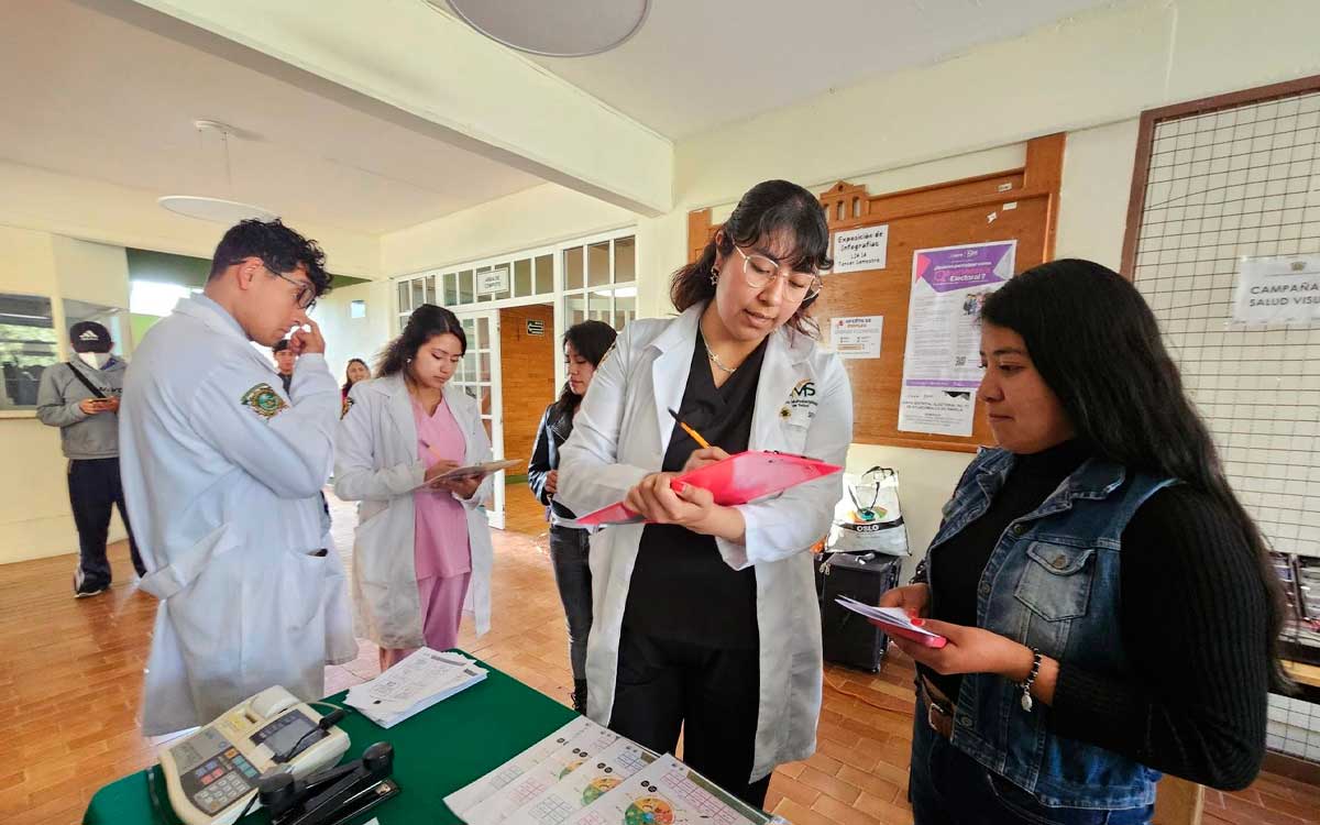 personal de clinica multidisiplinaria uaemex