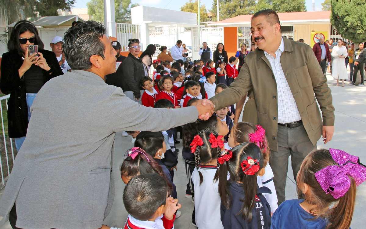 edomex anuncia inversion de mil millones de pesos en educación