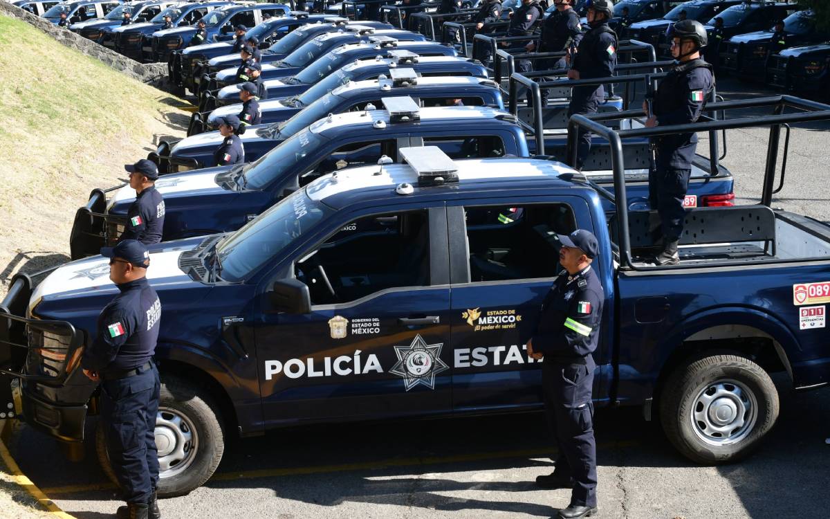 delfina entrega 100 nuevas patrullas en edomex