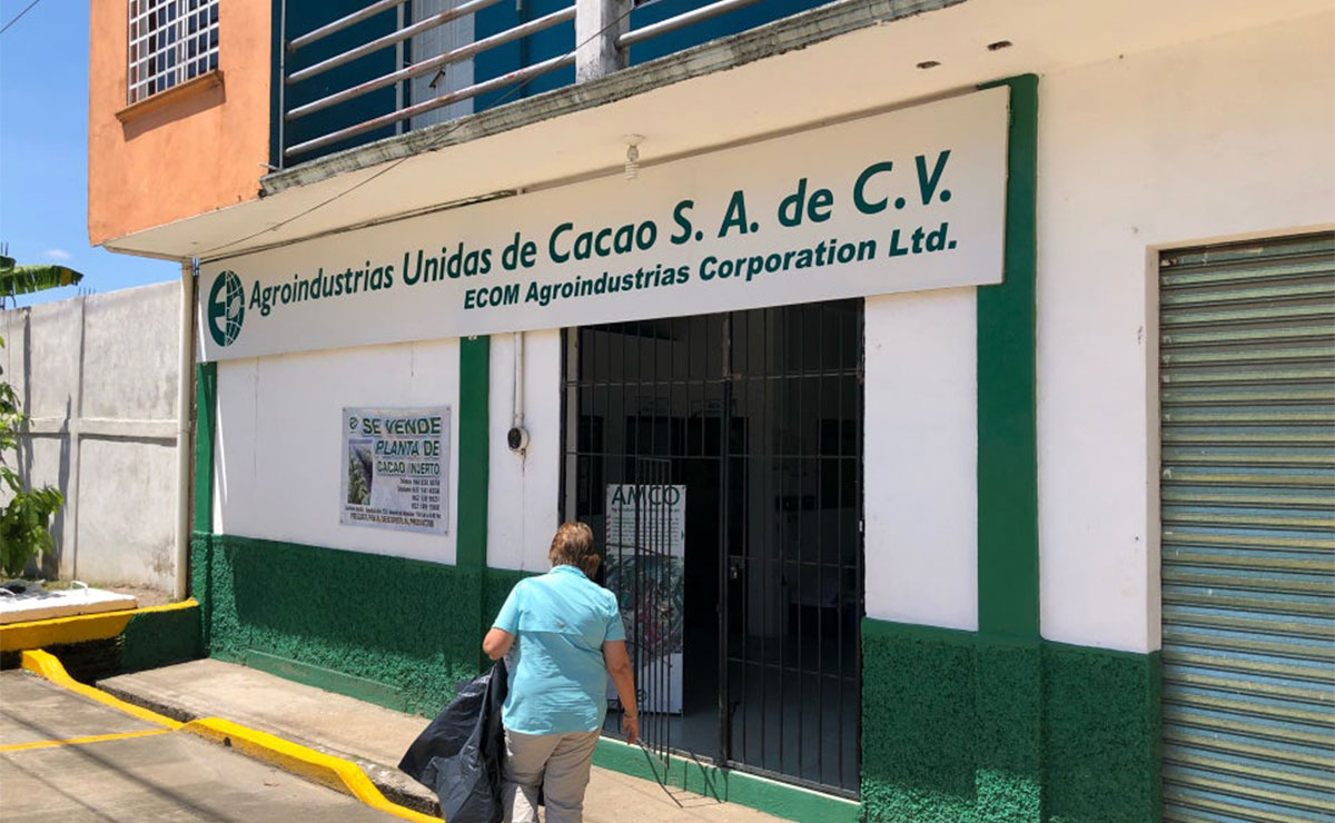 Negocio, personas, empresa agroindustrias unidas de cacao en LermaEdoMéx.