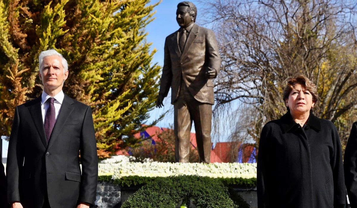 Noticias Toluca hoy: Alfredo Del Mazo reaparece en evento de Delfina Gómez