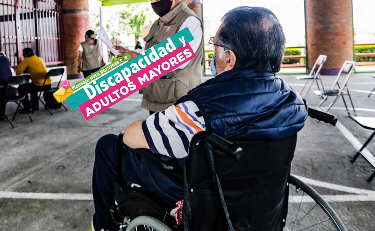 Adulto mayor en silla de ruedas